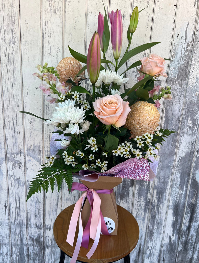 Large Mod Vase Arrangement - Pretty