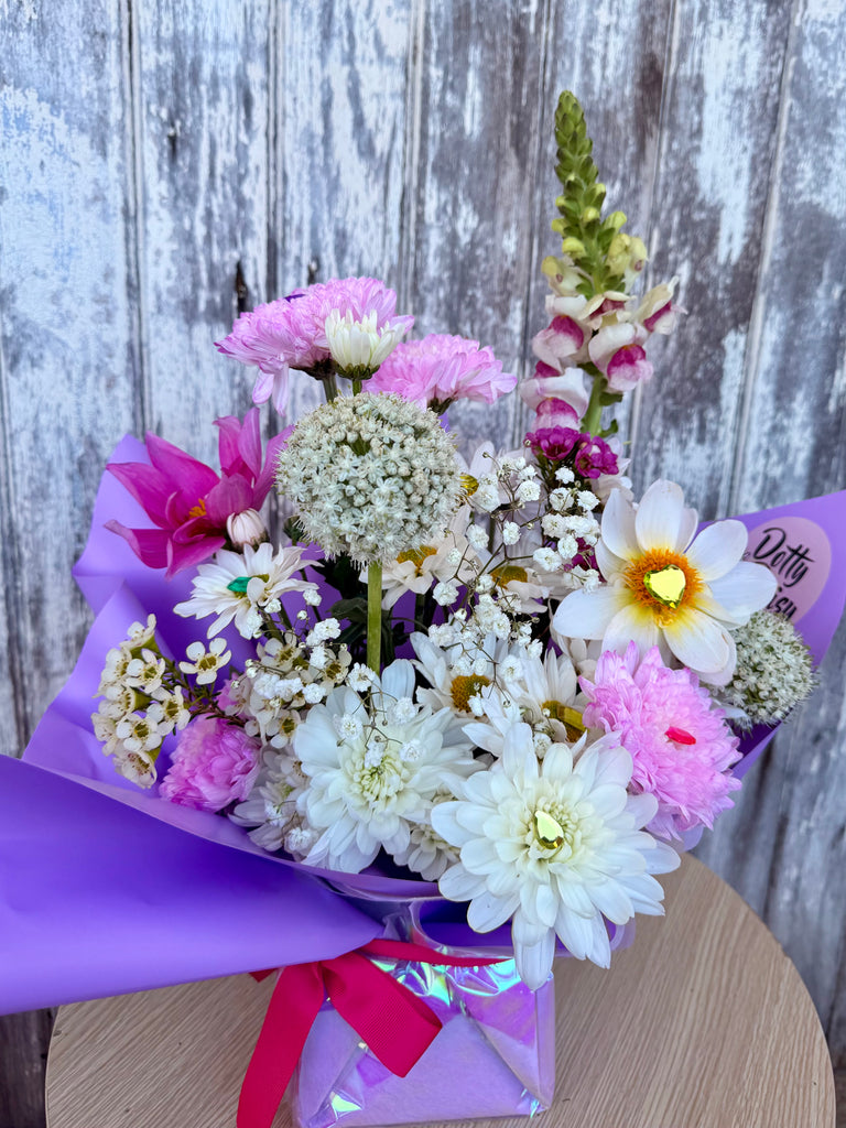 Pretty hessian mix