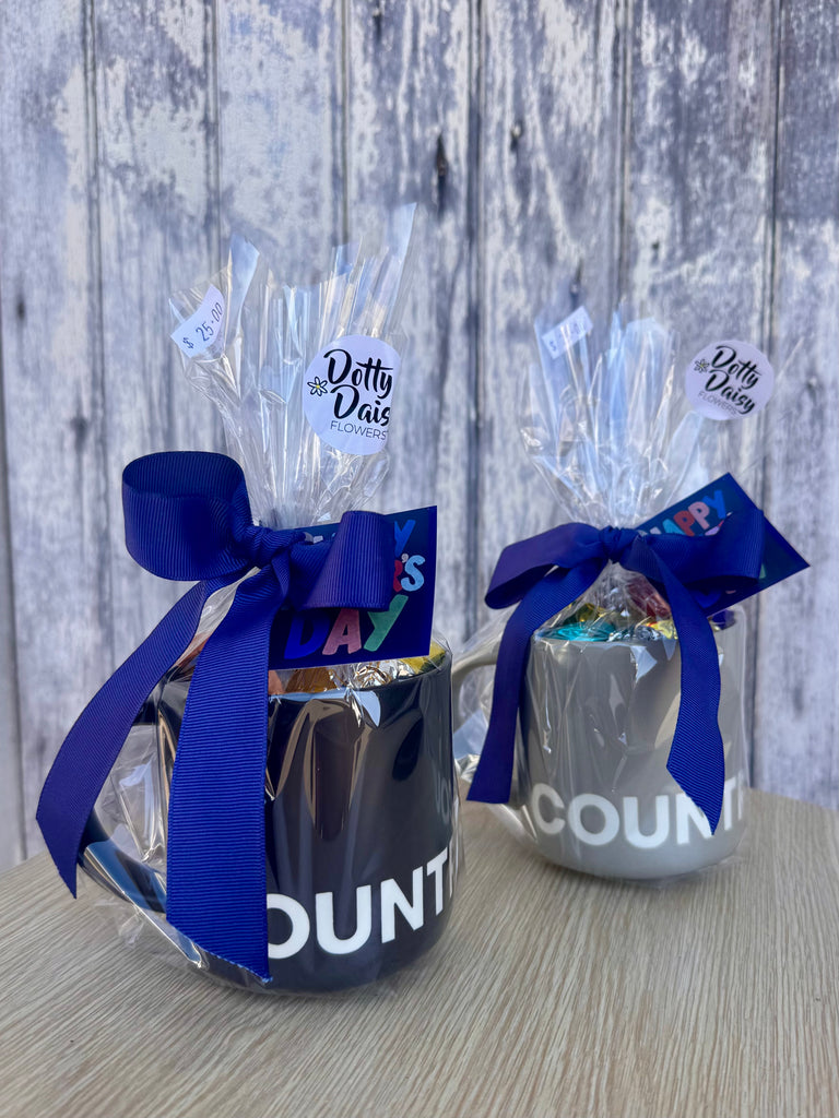 💙 CR Mug With Chocolates